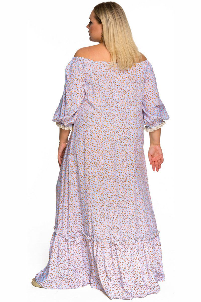 Платье из штапеля с резинкой по горловине и оборкой по низу, принт "розочка на нежно-голубом"