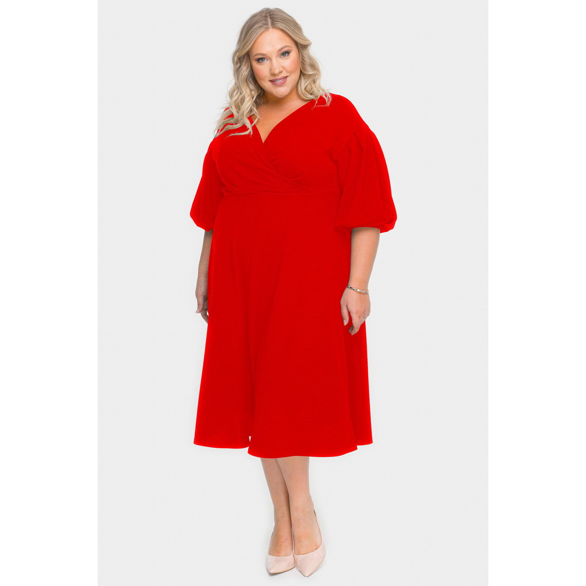 Платье с драпировкой и пышной юбкой, красное